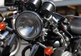 Motocyclette : histoire, types et caractéristiques