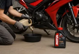 Qual è il miglior olio motore 4 tempi? Scopriamolo insieme