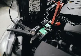 Wie lange hält eine Start-Stopp-Autobatterie? Und was tun bei einer leeren Batterie?